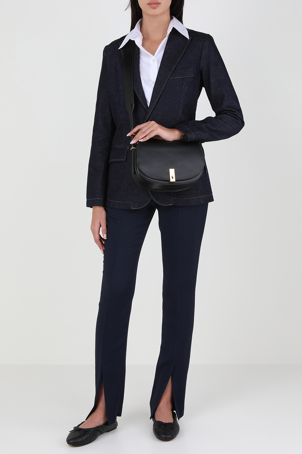 בלייזר ג'ינס